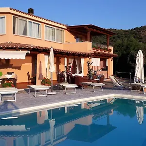 Li Muntigeddi Maison d'hôtes